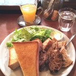 パーラー江古田 - 2019116 この日のスライスパンは、レーズンクルミと雑穀パンとリュスティック。雑穀パン久しぶり、嬉しかったな♡