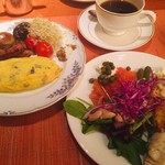 ザ・リッツ・カールトン大阪 - きのことチーズのオムレツ、美味しすぎるスモークサーモン、豆のサラダ、ワッフルなどなど