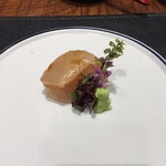 傳 - 熟成ヒラメと静岡の山葵