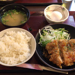 金の蔵 - 油淋鶏定食 ¥650- ランチビール ¥200- (2019/01/15)