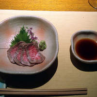 五山望 - 牛肉のタタキ
