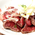 Seared horse meat ~Tosa-zukuri~