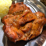本格インド・ネパール カレーレストラン ラージャ - タンドリーチキン