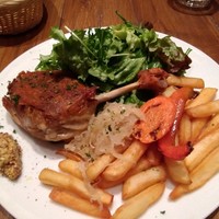 Bistro Buzz 赤坂 - 
