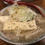 串焼キ カメチヨ・シャルボン - 牛モツ煮込ミ