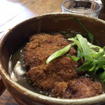 虎のバタ－ - カツカレー丼ごはん少なめ