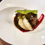 bistro Chic - 同席者のメイン鹿腕肉の赤ワイン煮込み('18.2月中旬)