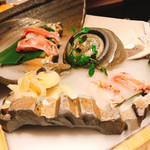 イベリコ屋 - 炙り寿司。2種