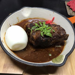 ROCK BAR PUNKS - 名古屋風どて煮スタイルの味噌味角煮(^^)
                      骨付きでお肉に甘辛味噌がよく馴染んでいと
                      ホロホロで柔らかかったです(^^)