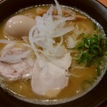 RAMEN 風見鶏 - 濃厚醤油(味玉トッピング)