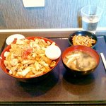Mirai Tei - 豚肉生姜焼き定食