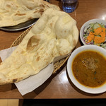 シディーク - Today's カレー750円。今日は大豆とチキン？