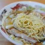 宝来家 - "餛飩麪（こんとんそば）"、麪條（もろこしのきりむぎ）