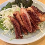 新横のまぐろや  - いかゲソ焼き