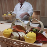 ぎをん 福志 - 木の芽酢、車海老キャビア詰め、銀杏、八幡巻き、鮎、鯖寿司、イクラの味噌漬け