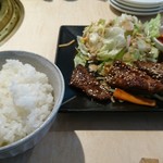 焼肉Dining金の鶴 - 