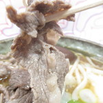 鶴一屋 - １日２０食限定　金沢風手打手延べ肉うどん　１２０１円（税込）のお肉のアップ【２０１９年１月】