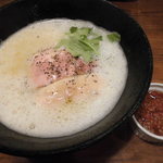 コジーナ邸 鶏白湯ラーメンと豪快な居酒屋料理＆鍋 - 白ラーメン＋赤ソース