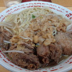 ラーメン二郎 - もやしの下にあぶら