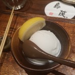 鳥茂 - 塩アイス　400円