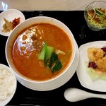 ル・シノワ 花栞 - お昼のおすすめランチ：担々麺