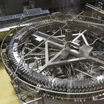 サントリー 天然水のビール工場 京都 - 急に止まった缶の製造ライン