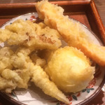 野らぼー - 雑な揚げ方、雑な盛りつけの天ぷら三種