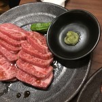 Nikutonya Chokusou Yakiniku Banri - 