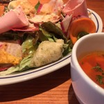 海鮮イタリアン食堂 Fish House MARIO Bocca - MARIOセット ¥1,200+tax
前菜 + スープ
