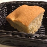 O RESTO la med. - パスタランチコース ¥1,250
                                自家製パン