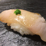 晶 - 3貫目 さわら 是非食べて頂きたい1貫です