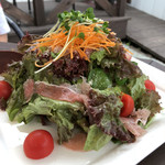 ビーズヤホットドッグ - シーザーサラダ