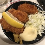 元祖立ち飲み屋 - カキフライ250円