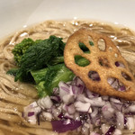 饗 くろ喜 - レンコンチップ、菜の花など