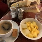 Le Grand Café Capucines - 