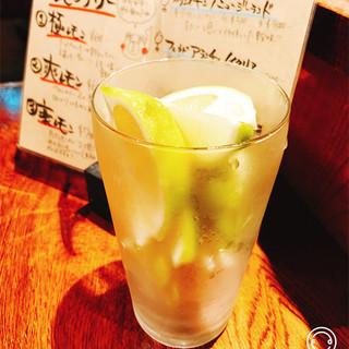 力強い旨味の地鶏と一緒にどうぞ☆飲み物も充実のラインナップ！