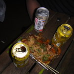 隣の公園でイートインならぬイートアウトだ（2011.10）