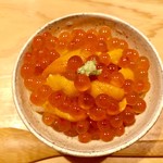 すし佐竹 - 11. うにいくら ウニは北海道小川のうに！恐らくバフンかな？ それも、生いくら！非常に繊細で柔らかく、鮨あらいで食べたときのような、卵の黄身の味がほんわりする。これは美味い！！