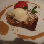 ラ サリータ - リンゴのトルタ、フランボワーズのソルベ