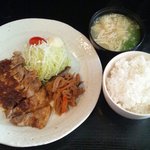 ルイタ食堂   - 日替わり・しょうが焼き定食（600円）