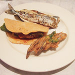 TAPiR - さんまピクルス(茄子)、紫芋とうりずんのクレープ、きびなごかき揚(柿ソース)