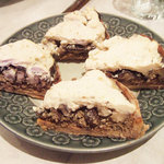 TAPiR - 椎茸と豆乳クリームチーズのレバーキッシュ