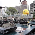 “R” Riverside Grill & Beer Garden - 屋根の無い席