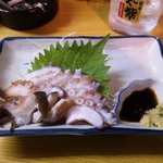 世界長蔵元直売所 - たこのお造り。