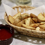 完全個室と創作和食 椿屋 - ベルギー産ポテトのフレンチフライ