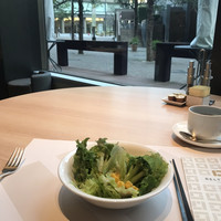 ベルテンポ - 朝食ビュッフェ２６００円。特等席に案内していただきました（╹◡╹）。こんなに空席があるのは、初めての経験です
