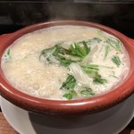 星期菜 白金 - 魚白湯の煮込み麺・・グツグツ煮たっています。