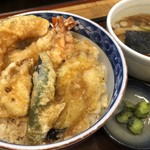 かもめ - かもめ天丼定食