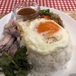 タイ国麺飯ティーヌン - 