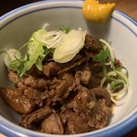 串・近江牛 だるま - すじ肉とタンのことこと煮（580円）